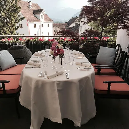 Weiss Kreuz Hotel 3*